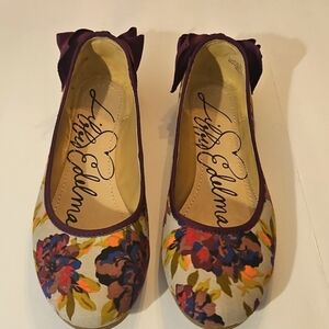 libby. edelman Cream Floral Bow Ballet Flats in Purple Accents